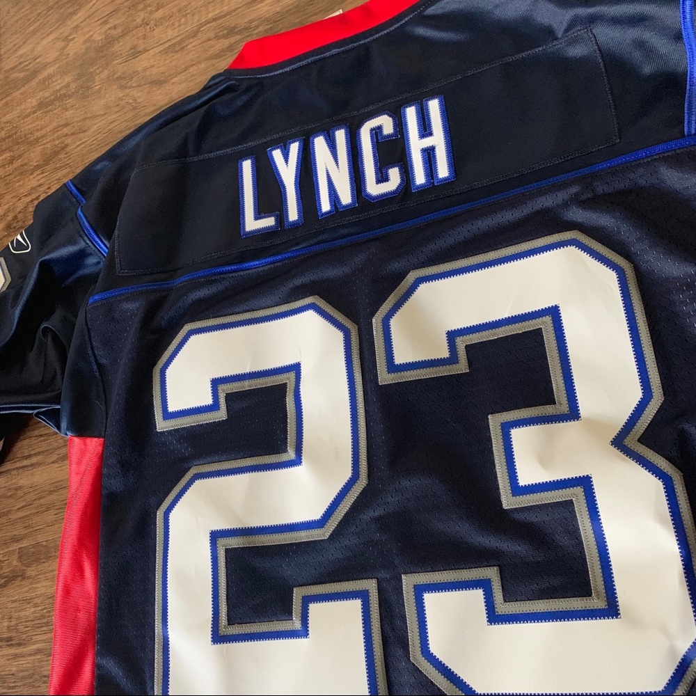 SOLD ‼️ Buffalo Bills Marshawn Lynch Jersey - Picture 3 of 5